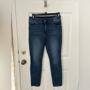 Tommy Hilfiger Women's Medium Blue Skinny Jeans